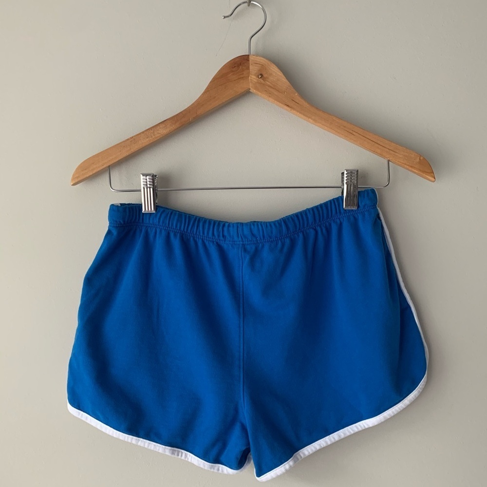 Tucker + Tate retro dolphin silhouette shorts - Picture 3 of 6